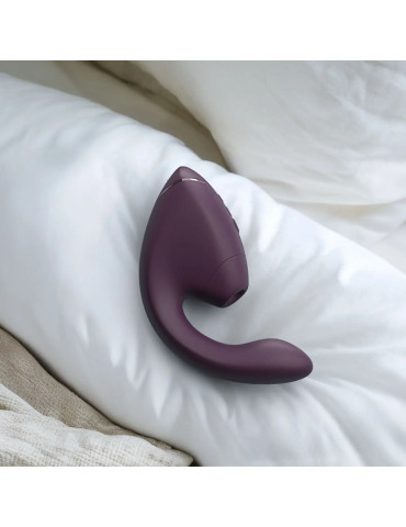 Vibrátor s pulzační stimulací klitorisu Next Duo , Womanizer (dark purple)